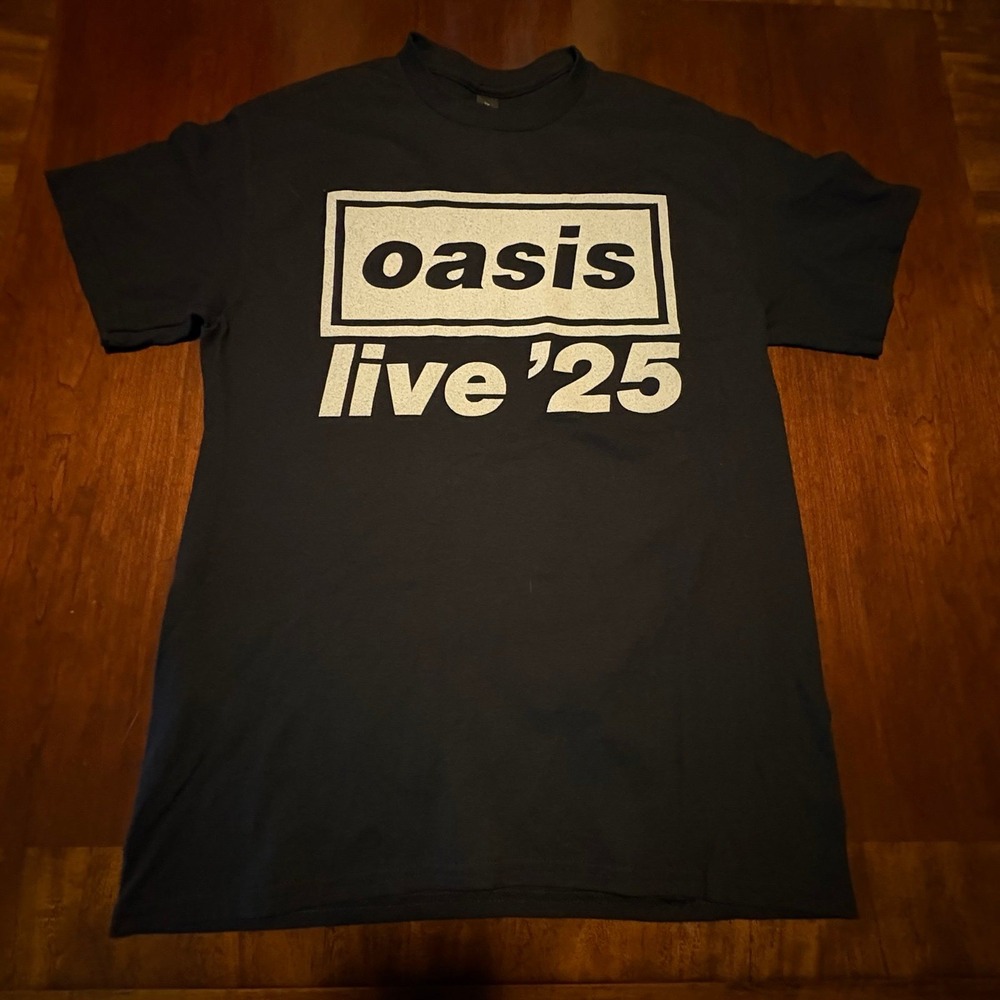 Oasis Live '25 Tour T-Shirt Black Band Tee Liam Gallagher Noel Medium Gildan